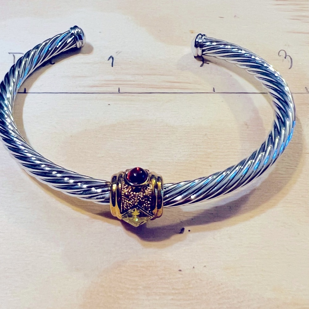 Women’s Bracelet
